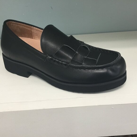 ALL BLACK BOX WEAVE LOAFERS - Picture 1 of 1